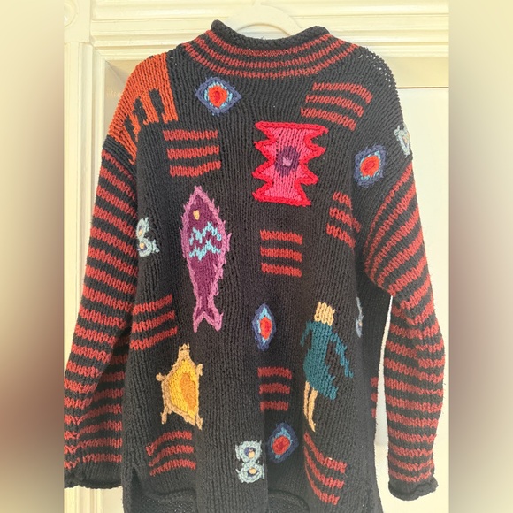 Northern Isles Knit Pattern Sweater - Picture 2 of 4